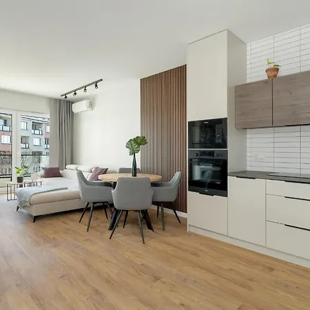 Apartment Marcelinska Centre *