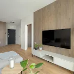 Apartment Marcelinska By Kramm *